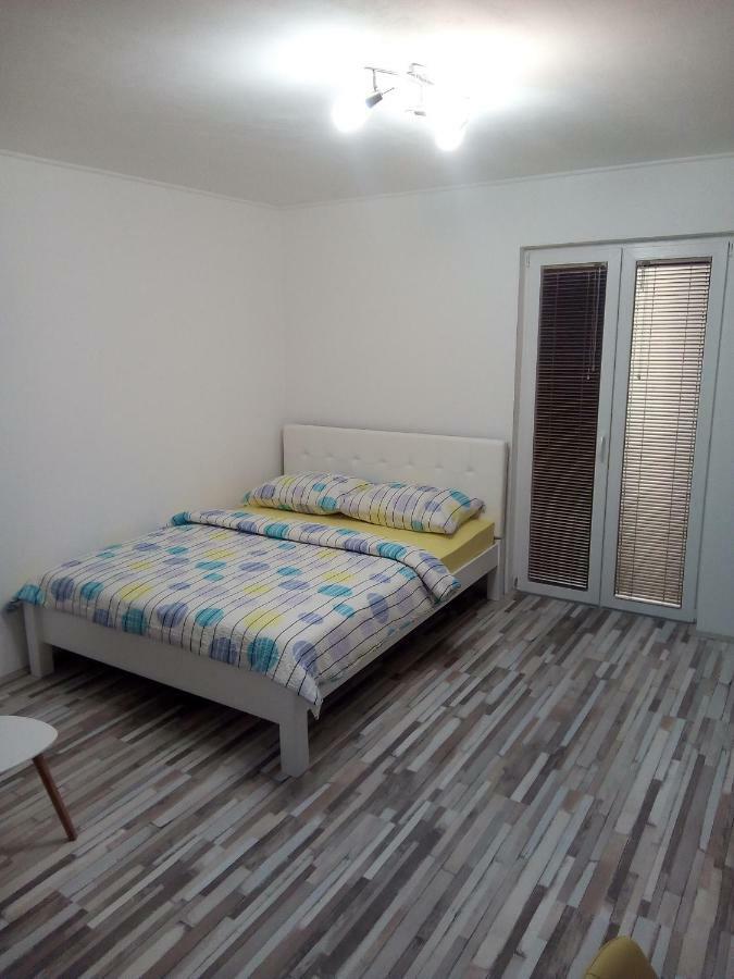 Studio Apartman Matkovic Imotski Exterior photo